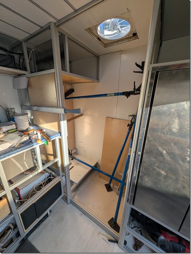 PXL_20260327_004015310